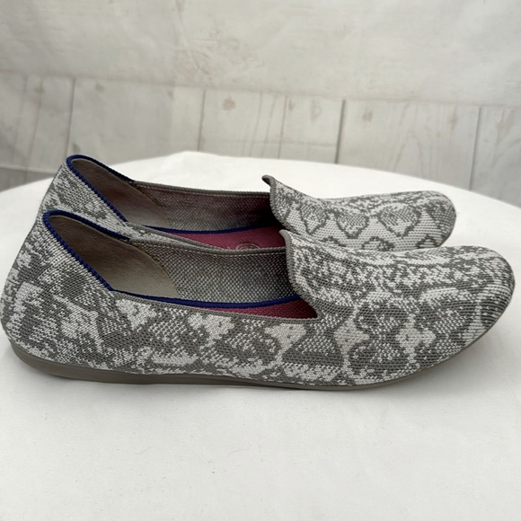 Rothy’s Size 8 Python Print Almond Toe Loafers - Picture 1 of 9